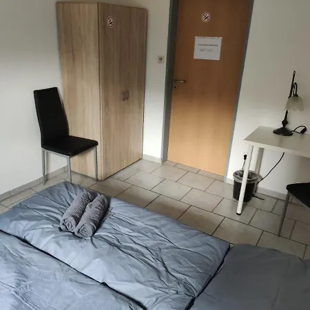 Schoenes Einfaches Zentrales Zimmer In Oldenburg Exterior photo