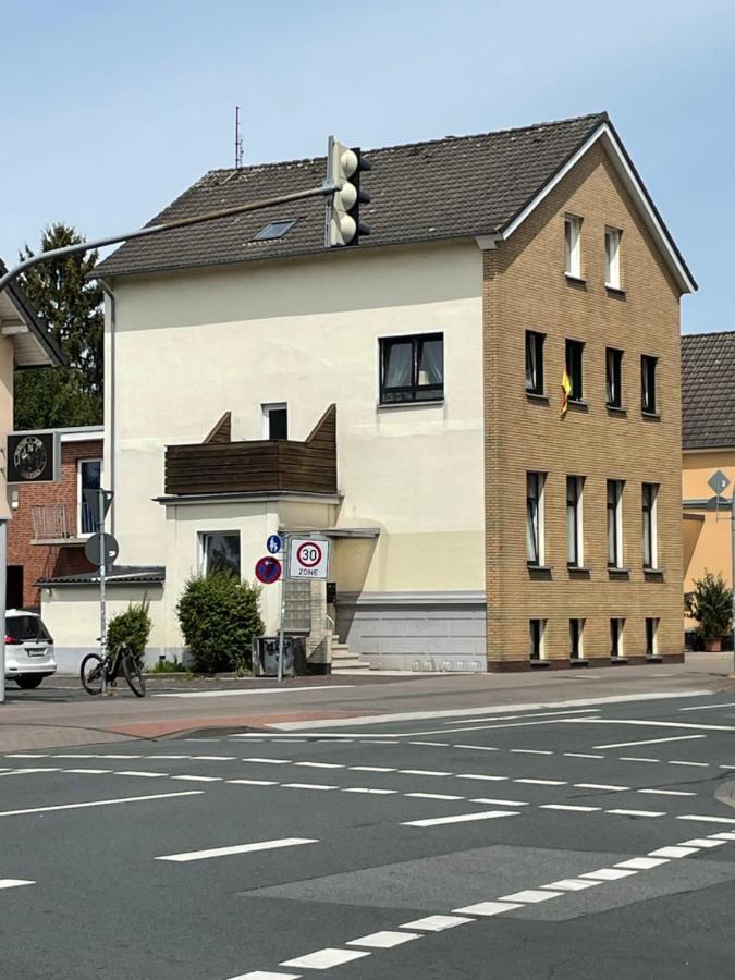 Schoenes Einfaches Zentrales In